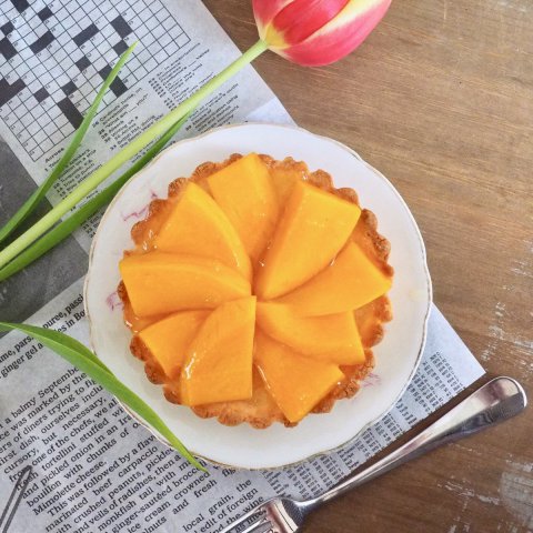 Glutenvrije rijstevlaai gebakjes met mango Glutenvrije rijstevlaai gebakjes met mango